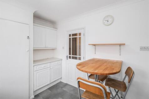 705 High Clere-5.jpg