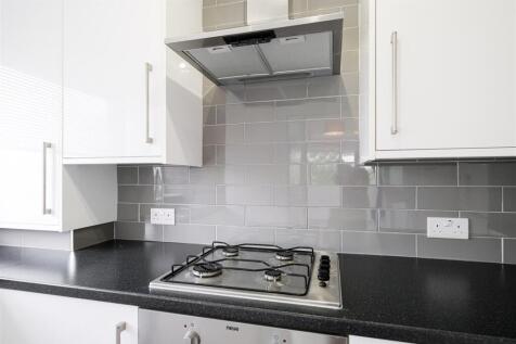 Lynwood Close-21.jpg