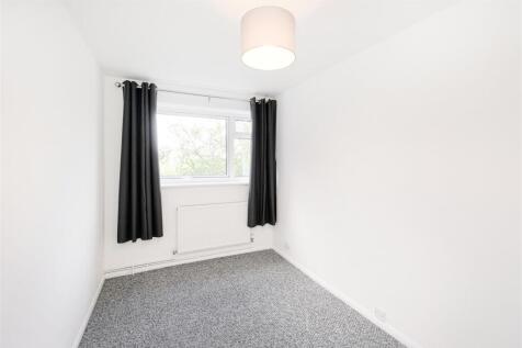 Lynwood Close-7.jpg