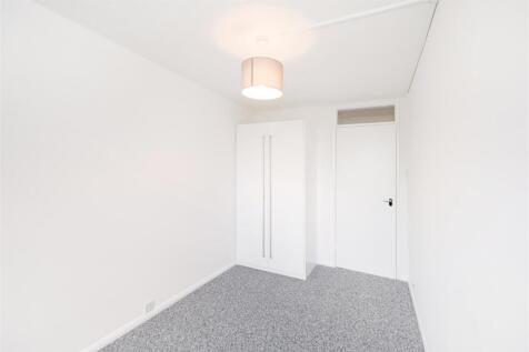 Lynwood Close-8.jpg