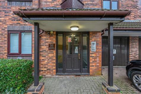 16 Theydon Gate-15.jpg