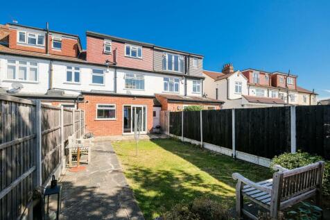 Marmion Close