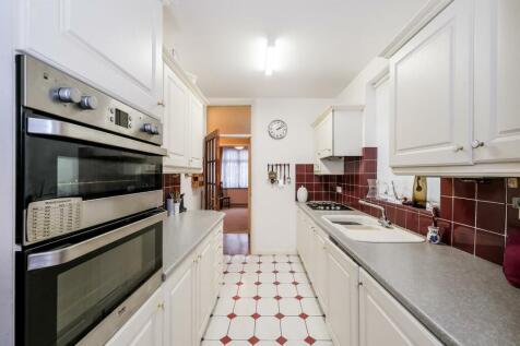 36, Hurst Avenue-21_web.jpg