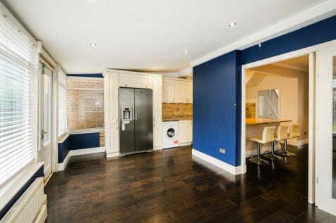 19 Tudor Road-4_web.jpg