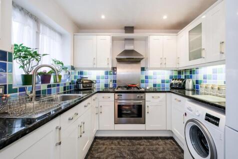 Celandine Court