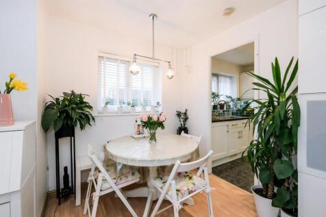Celandine Court