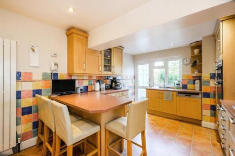 , Priory Close-37.jpg