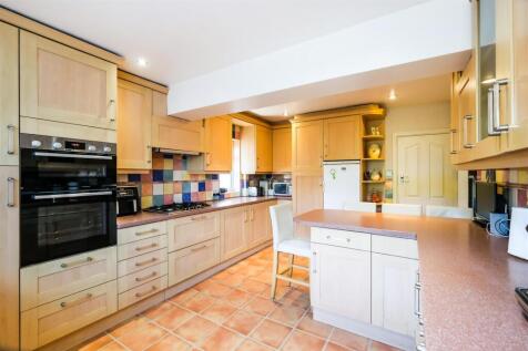 , Priory Close-39.jpg
