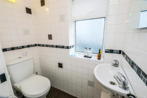 , Priory Close-35.jpg