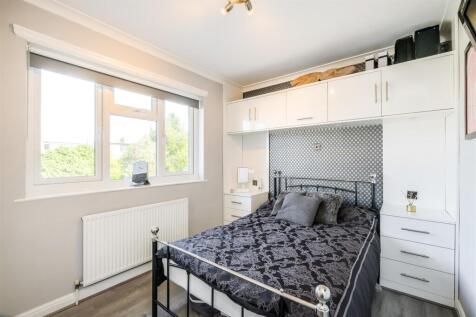 , Priory Close-10.jpg