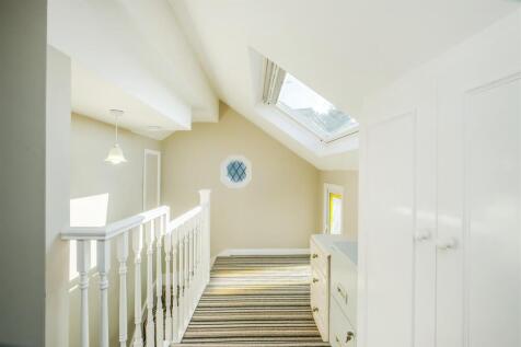 , Priory Close-7.jpg