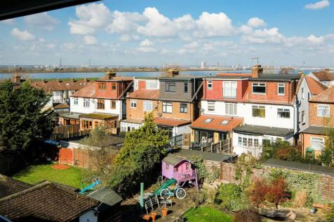 , Priory Close-5.jpg