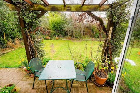 Manor Way-22_web.jpg