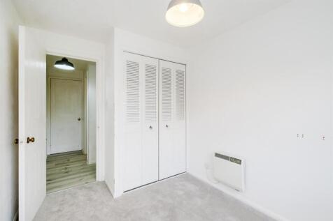 50 Thurlow Close-3_web.jpg