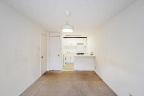 50 Thurlow Close-12_web.jpg