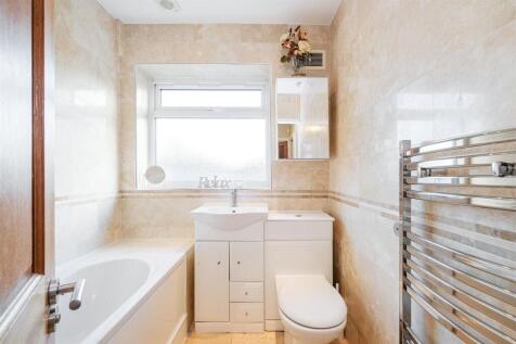 family bath 1.jpg