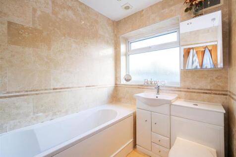 family bath 2.jpg
