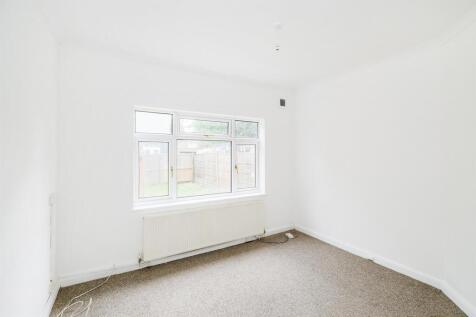 Chingford Mount road_2-18_web.jpg