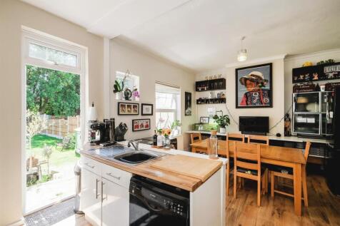 Studley Avenue-19_web.jpg