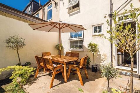 Studley Avenue-25_web.jpg