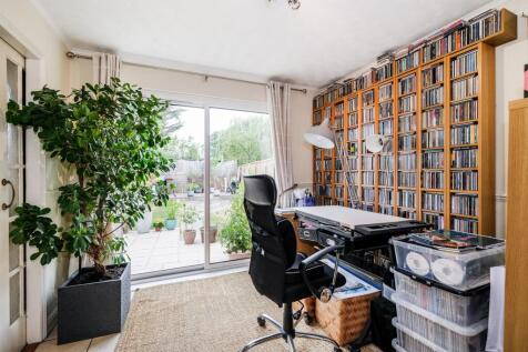 Property Image 9