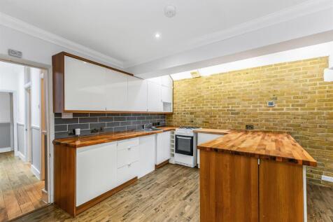 80 Westward Road-3.jpg