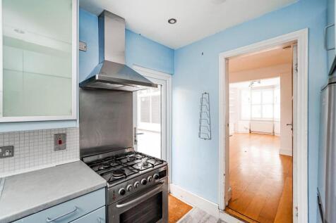 21 Lancaster Rd-7_web.jpg