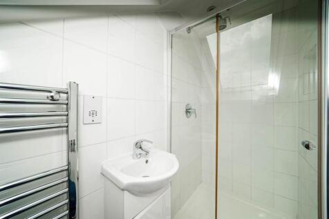 21 Lancaster Rd-24_web.jpg