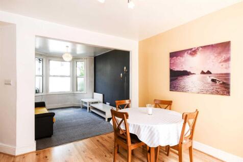 12 Tavistock Avenue-21.JPG