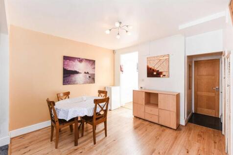12 Tavistock Avenue-20.JPG