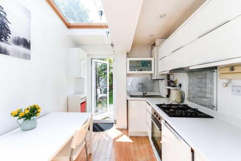 12 Tavistock Avenue-23.JPG