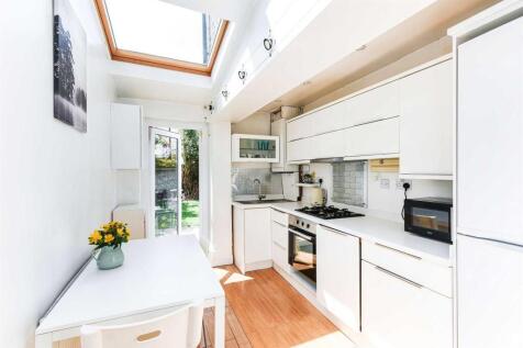 12 Tavistock Avenue-22.JPG