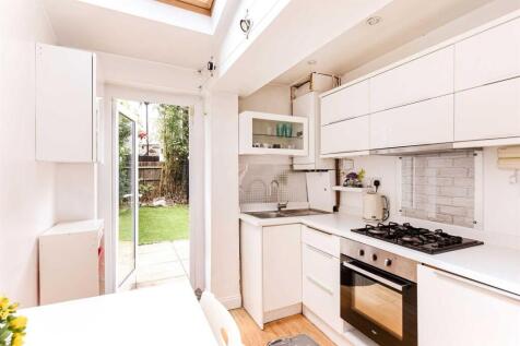 12 Tavistock Avenue-29.JPG