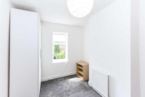 12 Tavistock Avenue-2.JPG