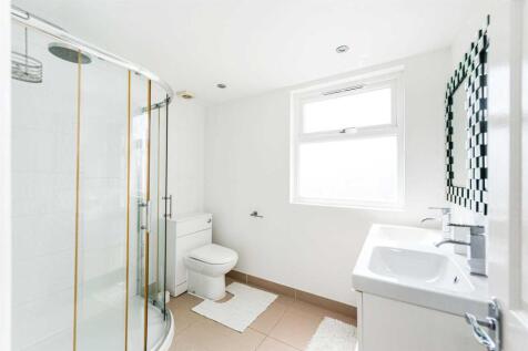 12 Tavistock Avenue-10.JPG