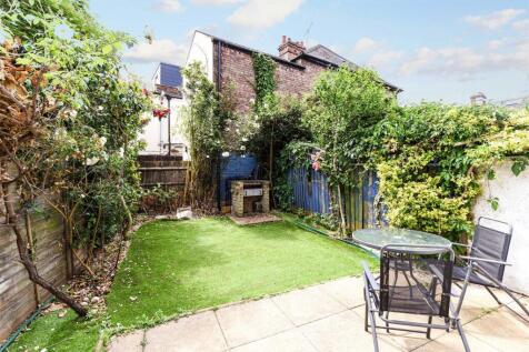 12 Tavistock Avenue-26.JPG