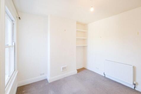 149 Brettenham Road-15_resized.jpg