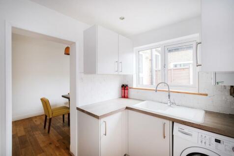 8 goldsmith road-5_resized.jpg
