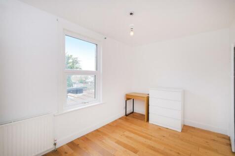 8 goldsmith road-12_resized.jpg