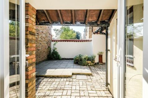 Garden from hallway.jpg
