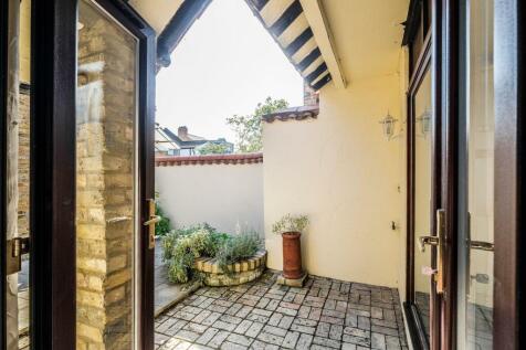 Garden Patio.jpg