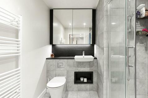 Shower room.jpg