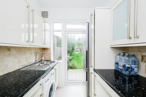 19 Crawley Road-9_web.jpg