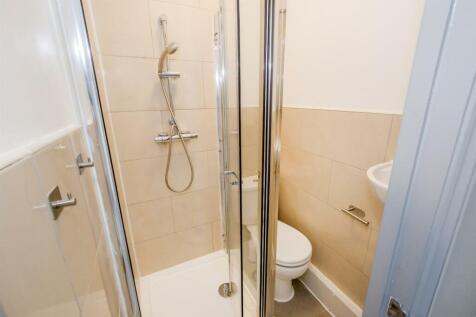 Shower Room.jpg