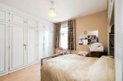 5 Kenilworth Avenue-11.jpg