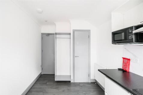 Flat 5, 54 Goldsmith Road-13.jpg