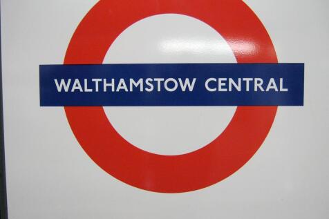 Walthamstow Central Sign.jpg