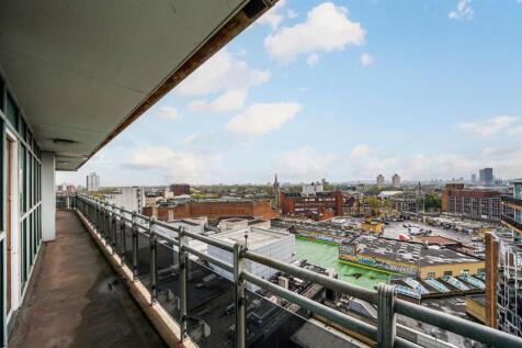 131 Gerry Raffles Square-18.jpg