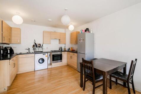 9 Thomas Jacomb Place-9.jpg