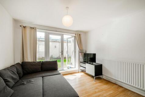 9 Thomas Jacomb Place-11.jpg